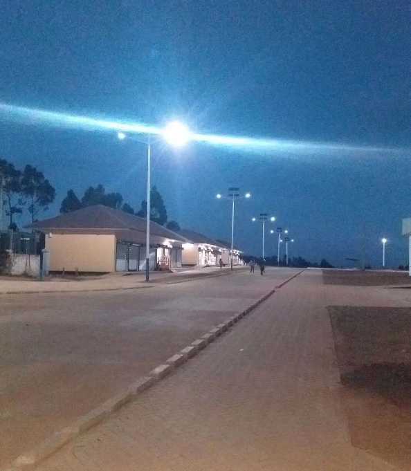 江北区非洲科特迪瓦太阳能路灯工程